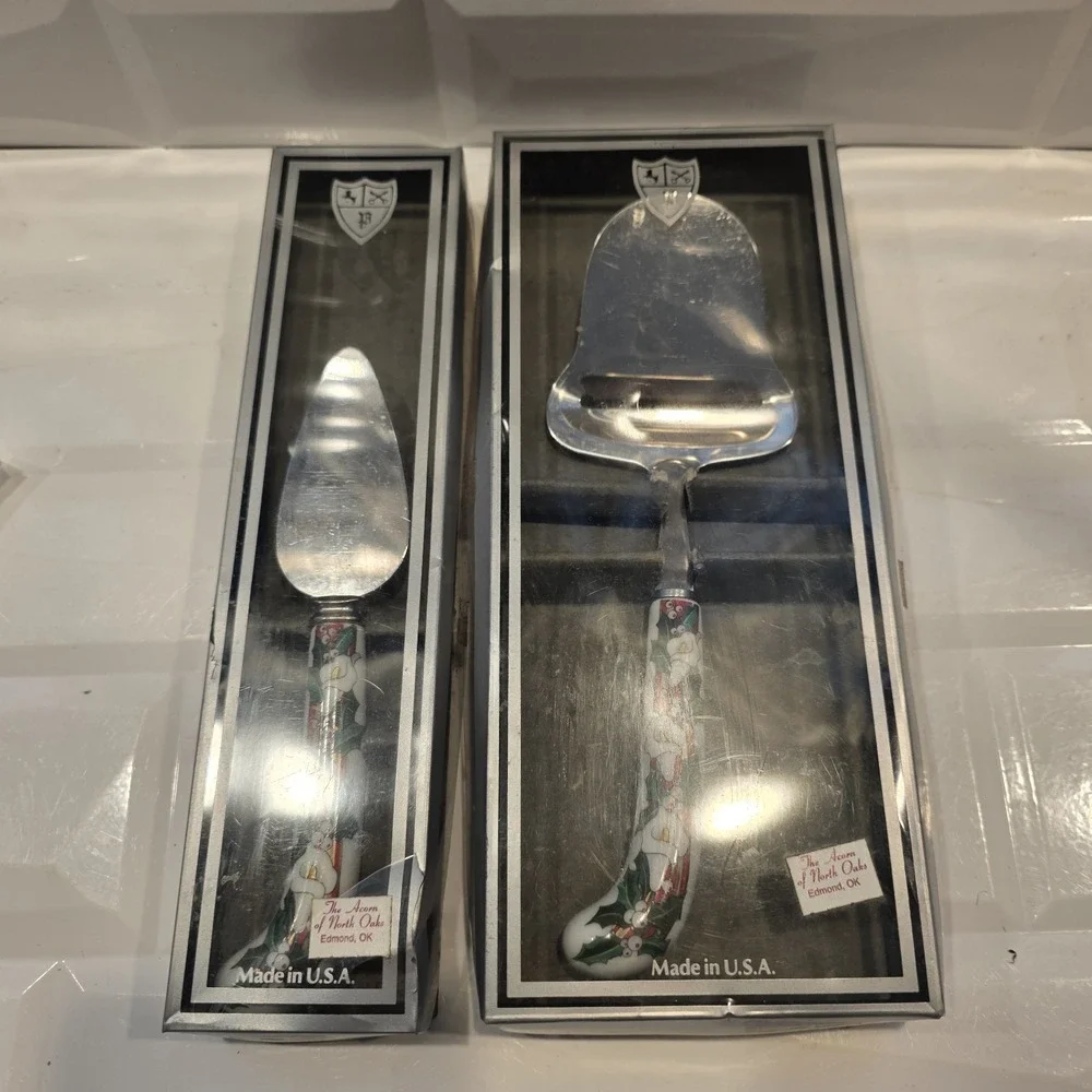 Sheffield Christmas‎ White Calla Lilies Stainless 2-piece Cheese Plane & Server